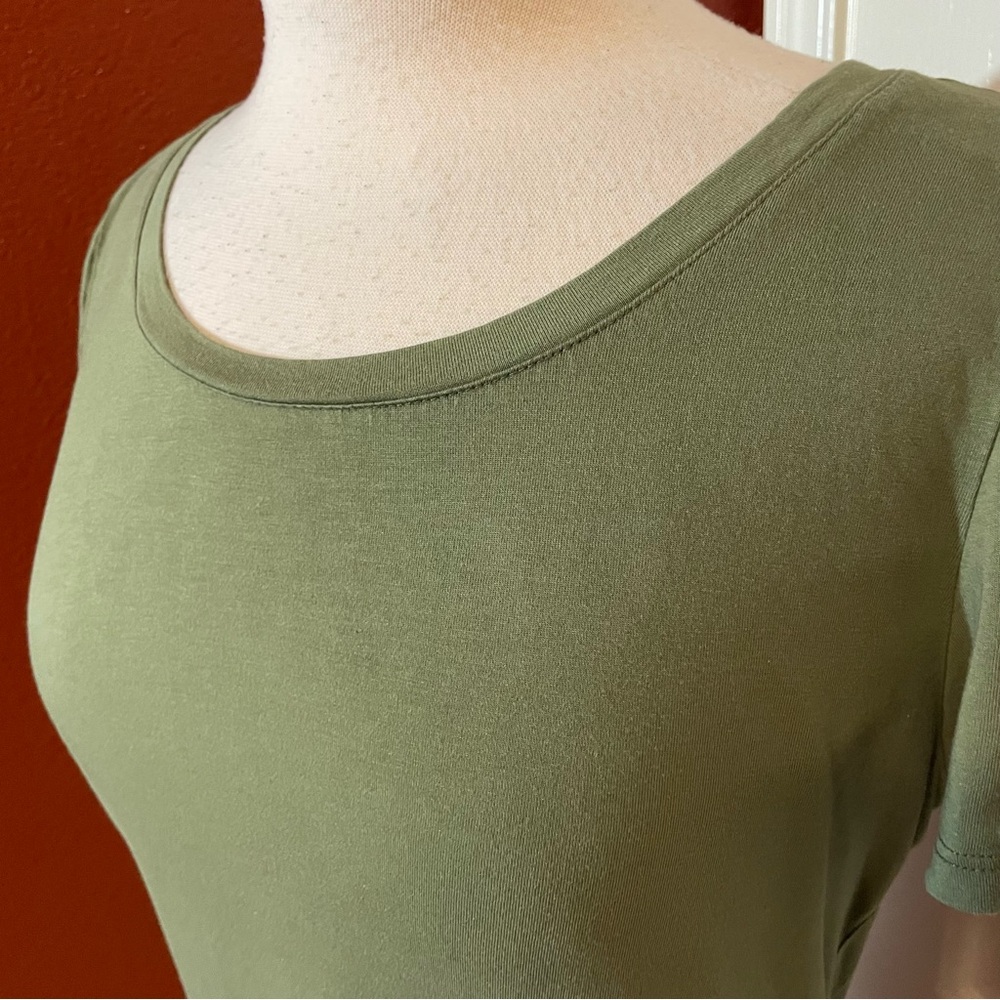 Quince Women’s Standard Green Cotton Blend Short Sleeve Crew Tee Shirt - Picture 4 of 6